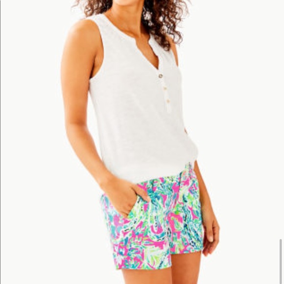 Lilly Pulitzer 5” Callahan Shorts Snap Back Print - Picture 4 of 5